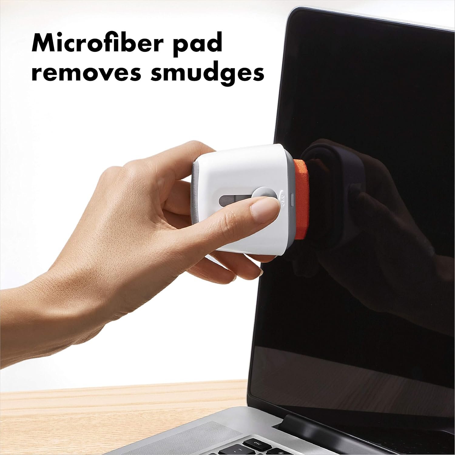OXO Good Grips Sweep & Swipe: Effortless Laptop Cleaning! - Image 5