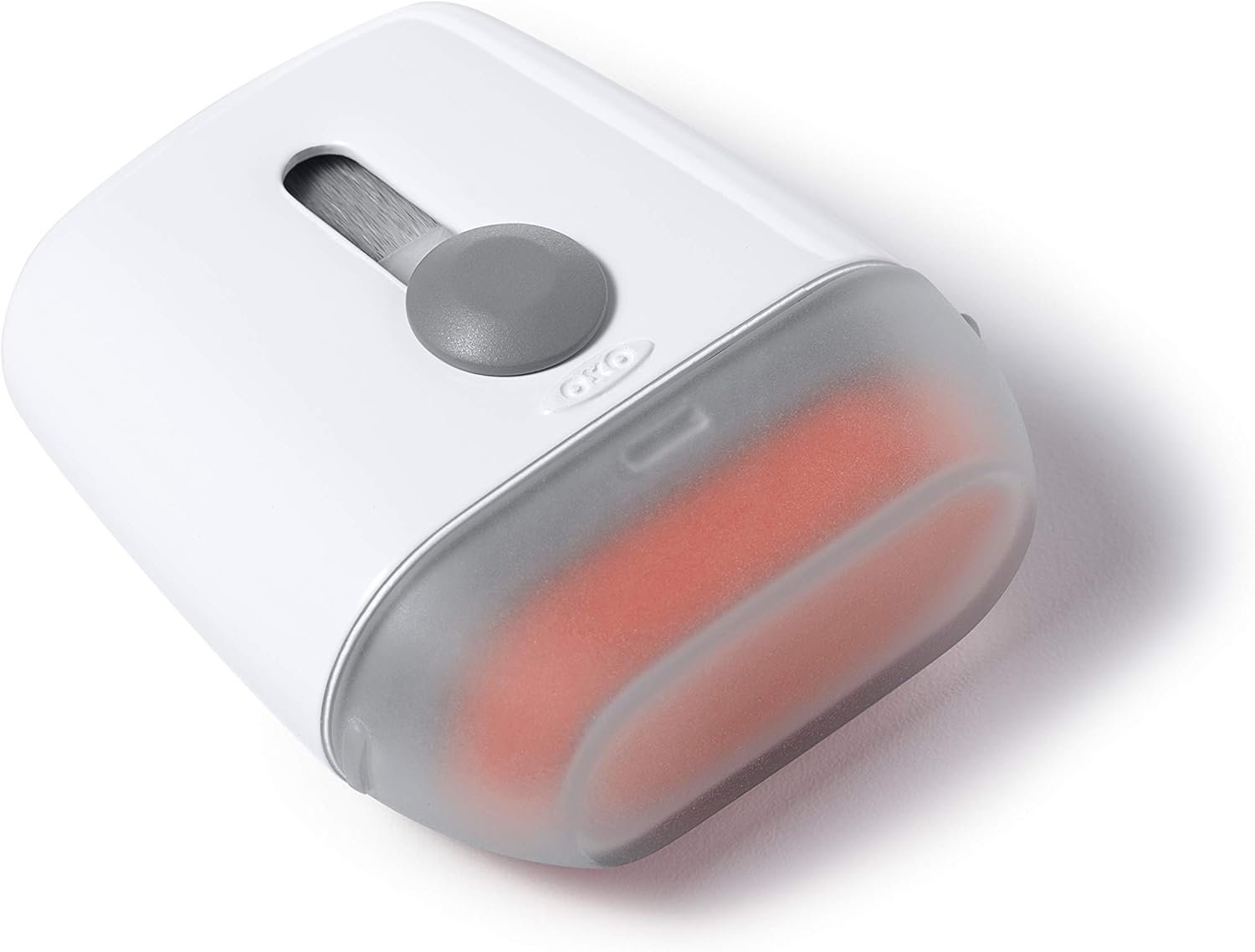 OXO Good Grips Sweep & Swipe: Effortless Laptop Cleaning! - Image 12