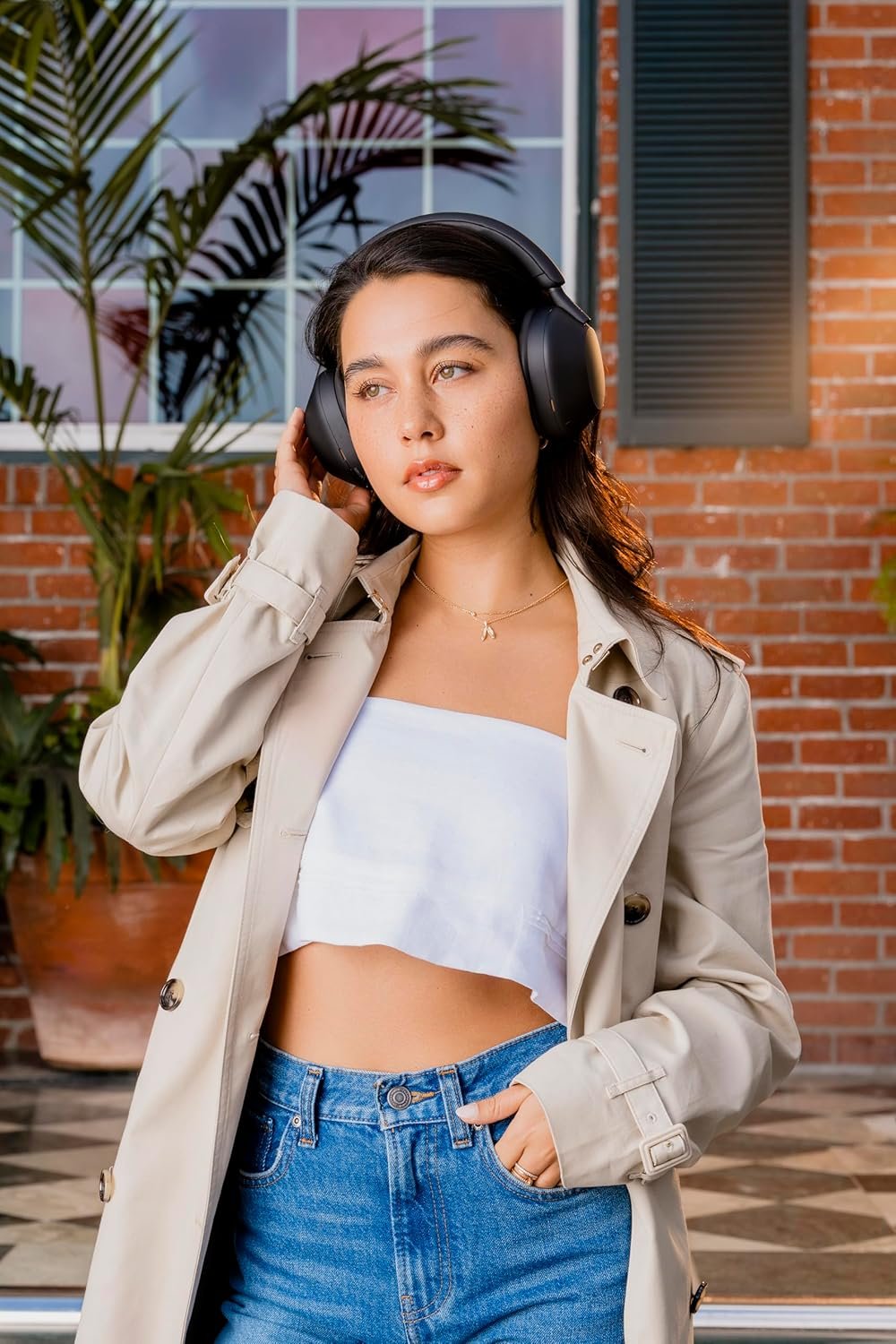 Experience Sony WH-1000XM5: Ultimate Noise-Canceling Bliss! - Image 14