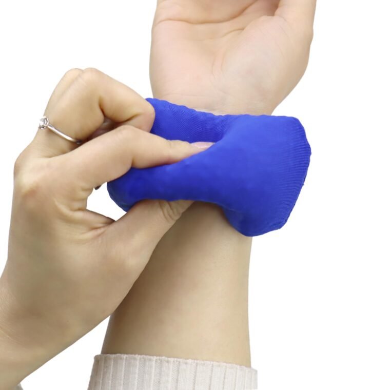 Relieve Pain with 2 Pack Wearable Mouse Wrist Rest Bands! - Image 5