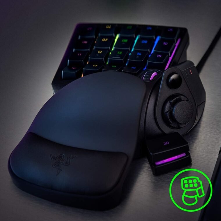 Razer Tartarus V2: Ultimate One-Handed Gaming Keypad! - Image 4