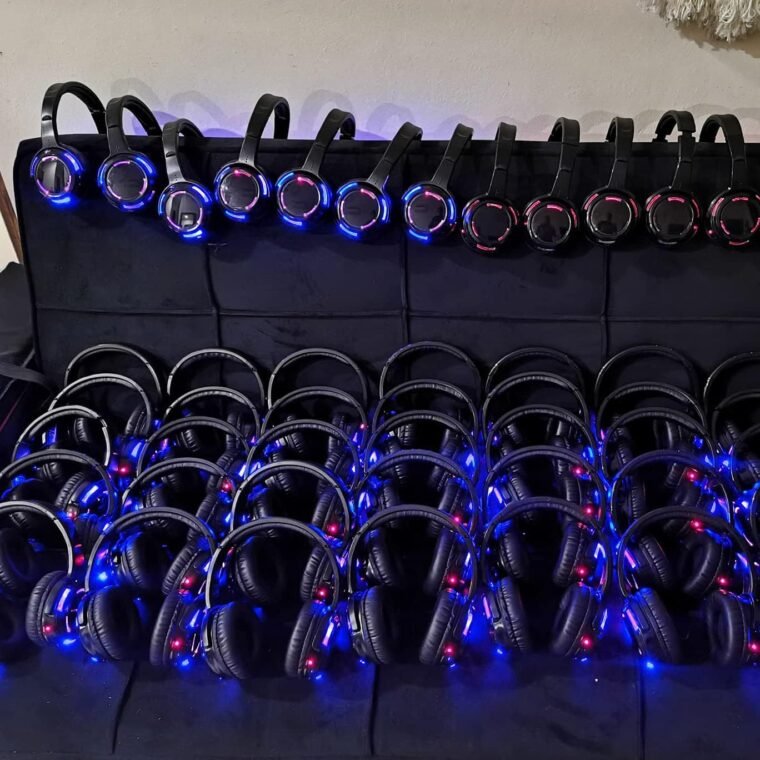 10pcs Wireless Silent Disco Headphones & 500m LED Transmitter - Image 9