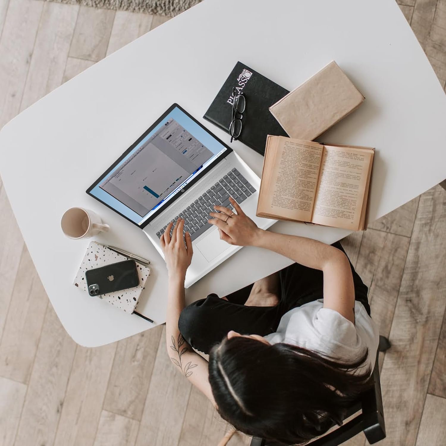 HP 17 Laptop: Power-Packed Performance & Stunning Display! - Image 8