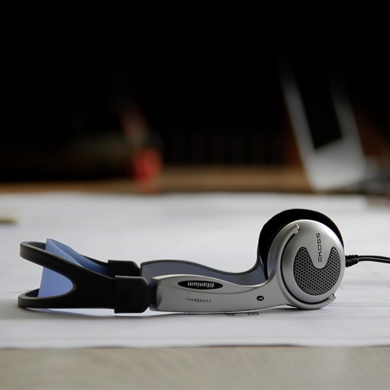 Discover Koss KTXPRO1 Headphones: Sound & Control On-the-Go! - Image 7