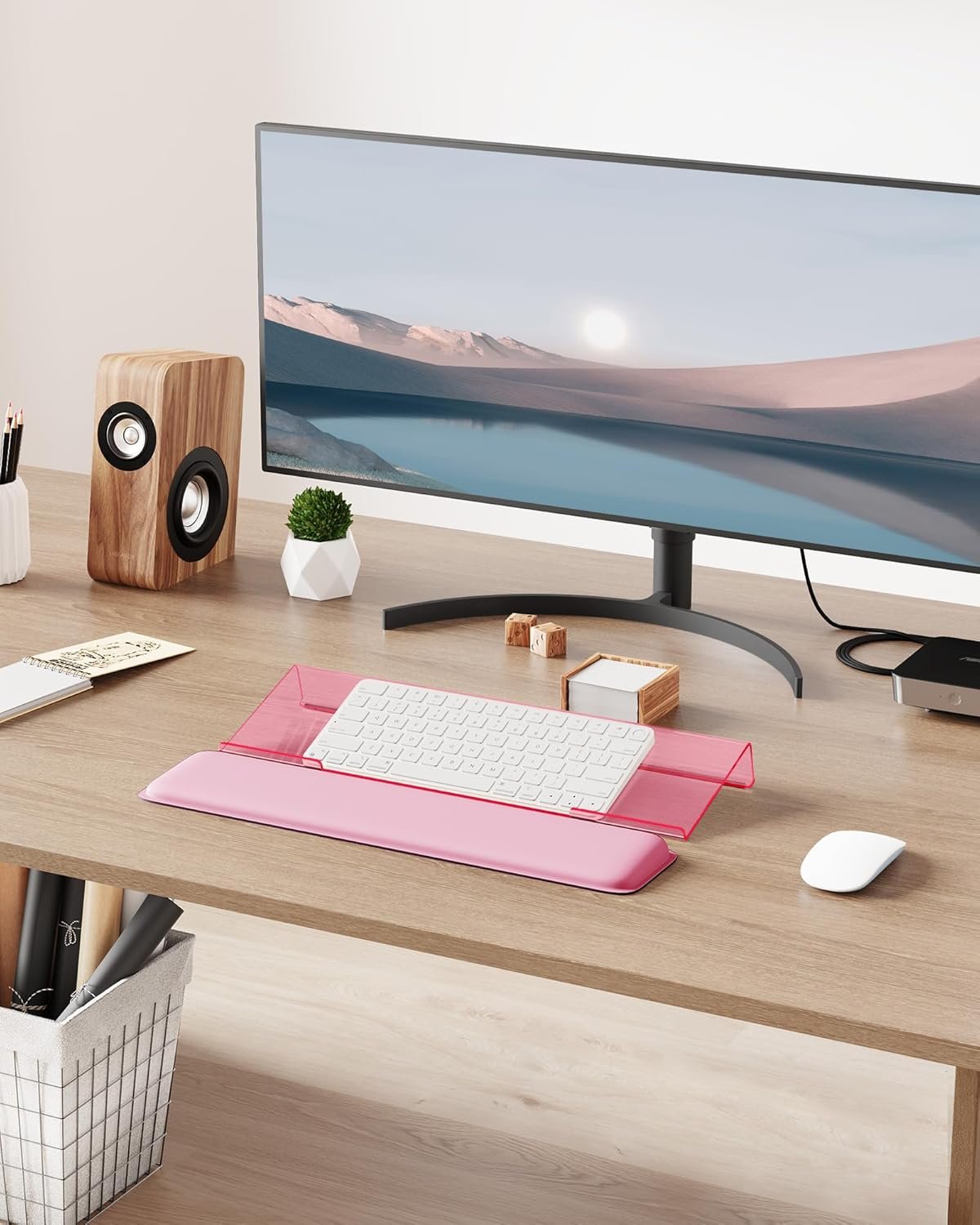 Cozy Pink Keyboard Wrist Rest: Comfort for Home & Office! - Image 8