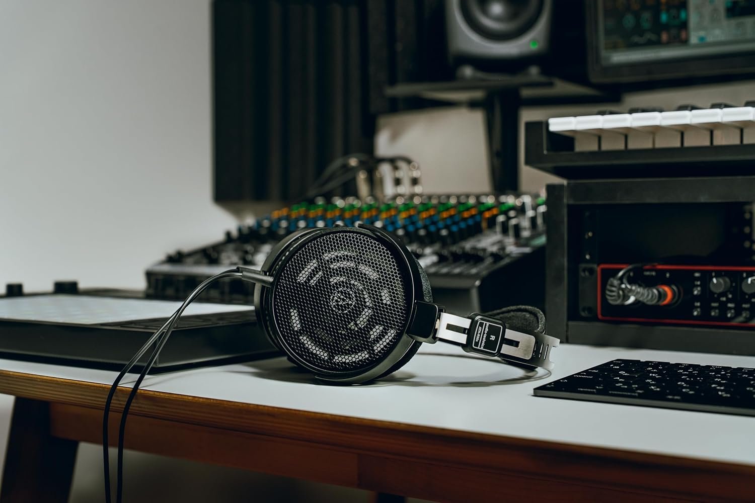 Discover Audio Technica ATH-R30X: Open-Back Headphones Unleashed! - Image 6