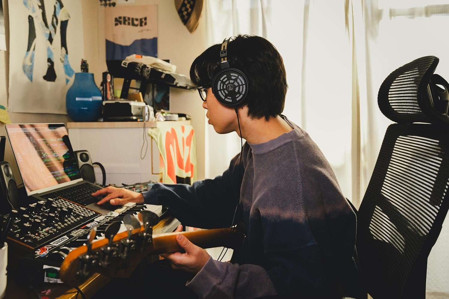 Discover Audio Technica ATH-R30X: Open-Back Headphones Unleashed! - Image 12