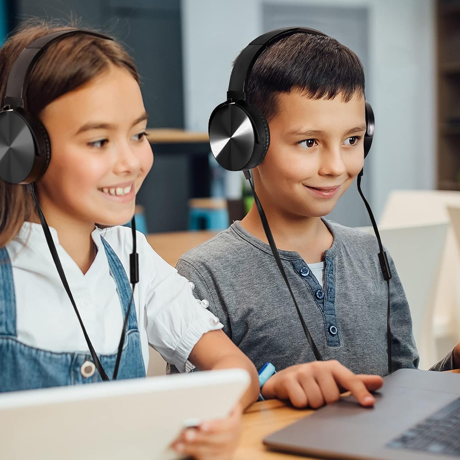 Premium Classroom Headphone & Mic Set: Perfect for E-Learning! - Image 7