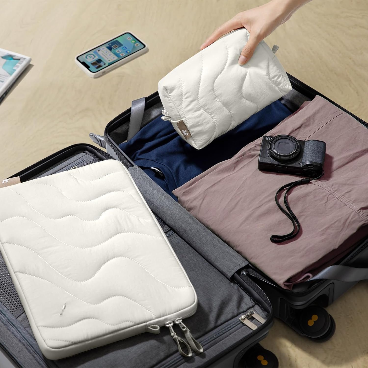 Ultimate tomtoc 360 Puffer Sleeve Set for 15-inch Laptops! - Image 9