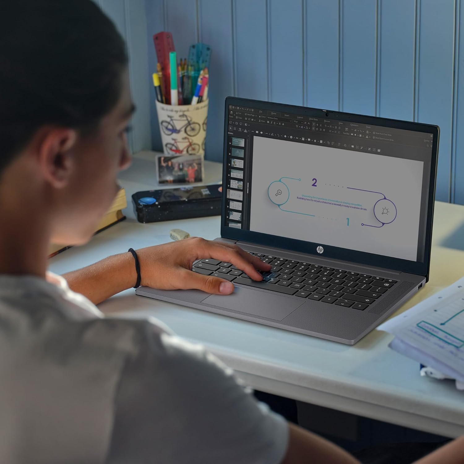 HP Chromebook 14" - Power & Style in Chalkboard Gray! - Image 12